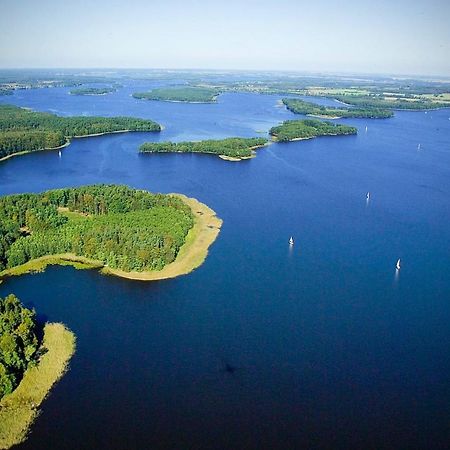 Villa Dom Przy Lini Brzegowej Jezioraka Iława Exterior foto